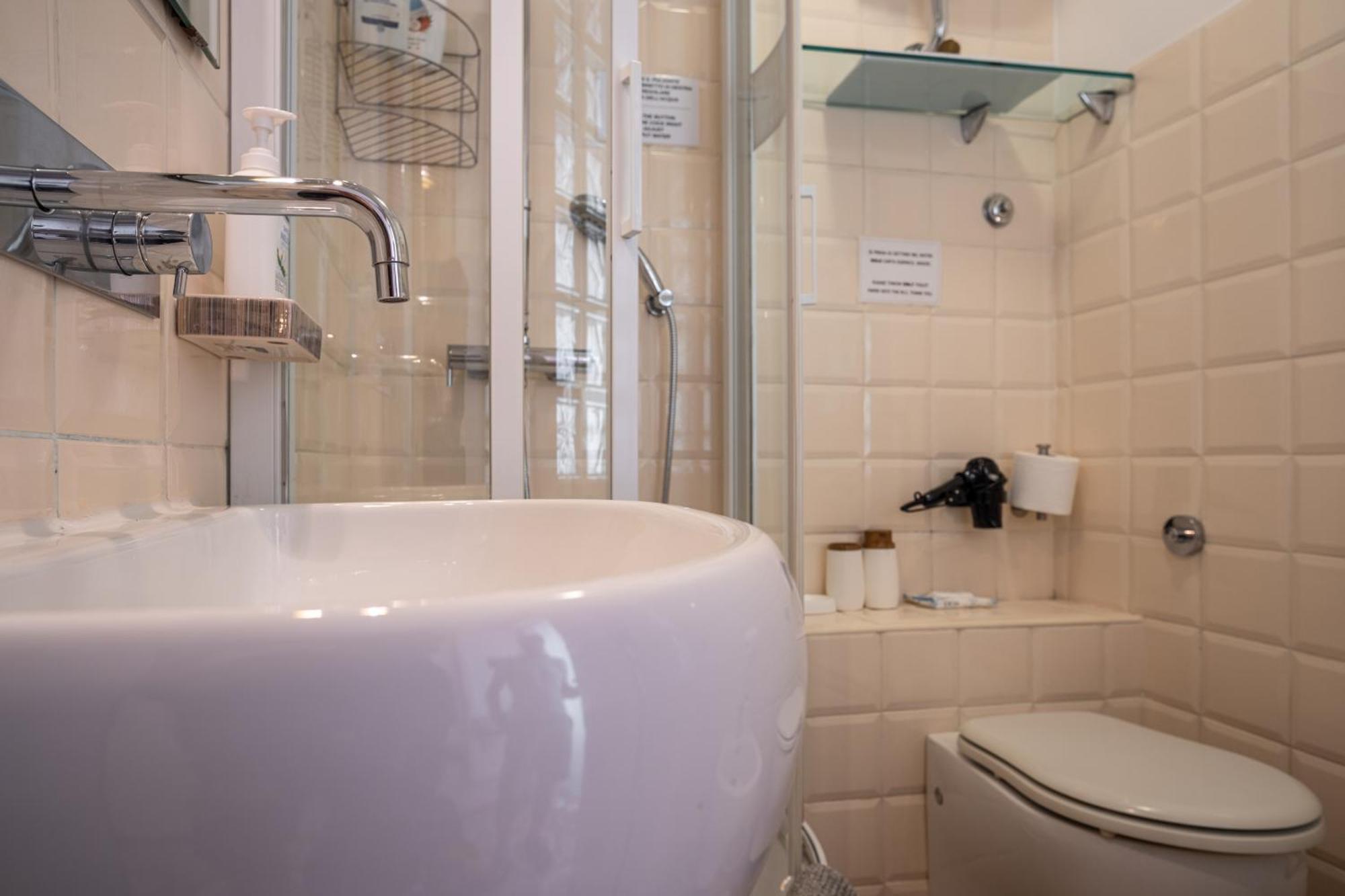 Bed and Breakfast Il Leoncino Рим Экстерьер фото